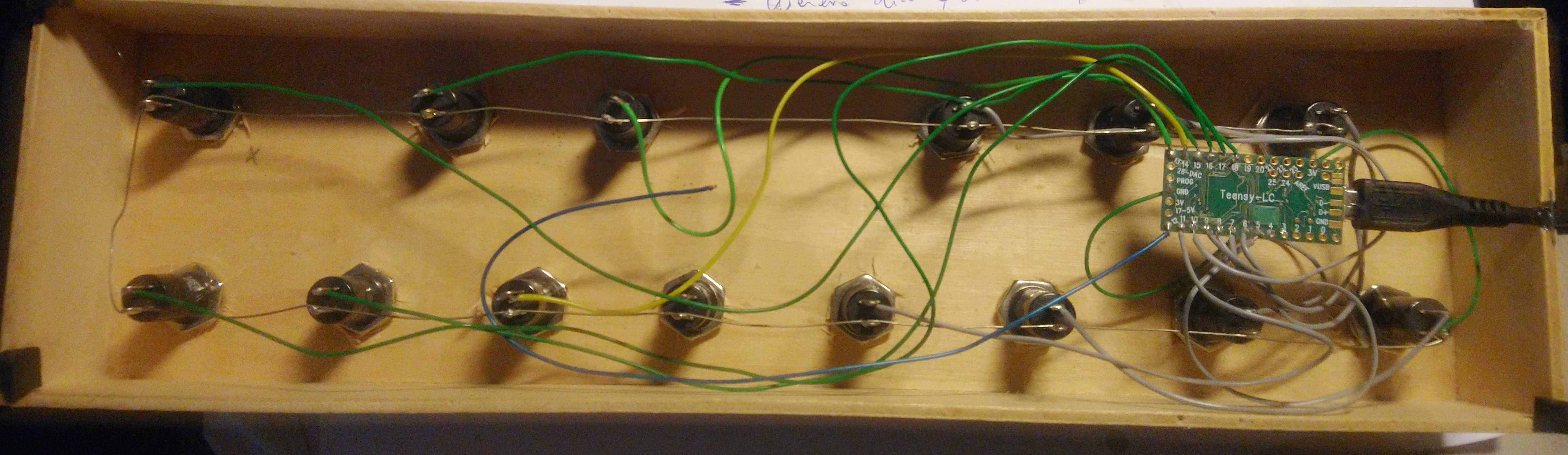 MIDI-pedal inside